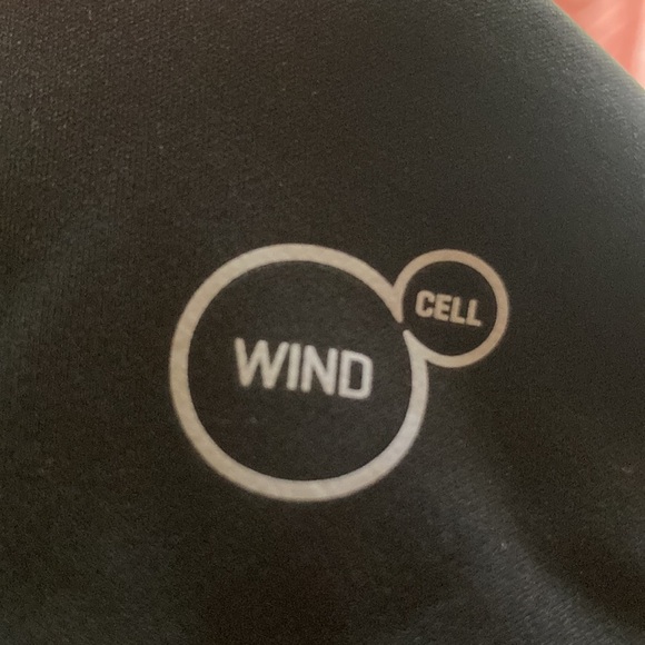 PUMA Golf 1/2 zip Black Shirt white stripe design front pocket Wing Cell sports - Picture 9 of 12